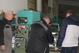 Funcție vacantă de electromontor la întreţinerea utilajului electric!